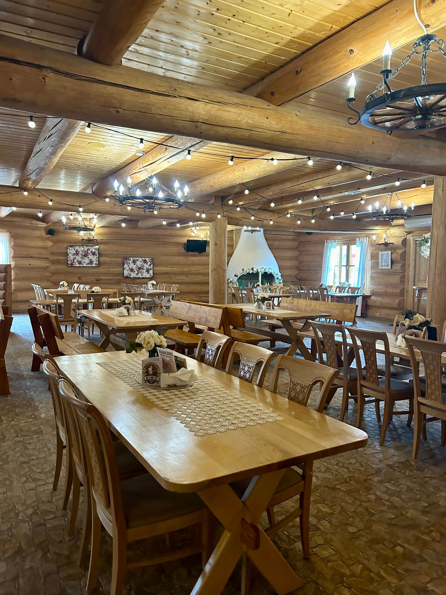 Browary Gielniowskie - Wnętrze restauracji 3